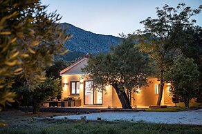 Seaside Villa Angel - Samos Cozy Getaway