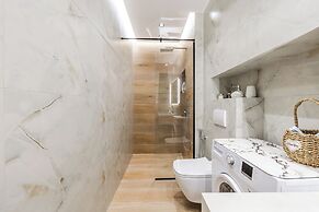 Emily Luxury Veranda