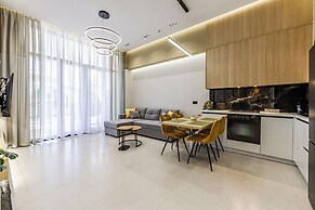 Emily Luxury Veranda