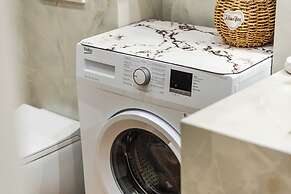 Emily Luxury Veranda