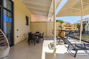 Emily Luxury Veranda