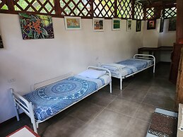 Villa 5 - Modern 2 Bed Villa in Playa Chiquita