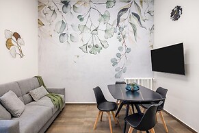 Casta Diva Fervore Apartments