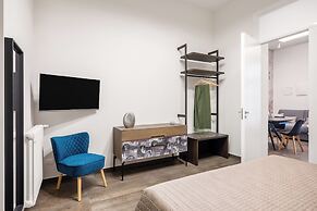 Casta Diva Fervore Apartments
