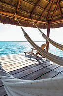 Casa la Joya de Bacalar Lake Front