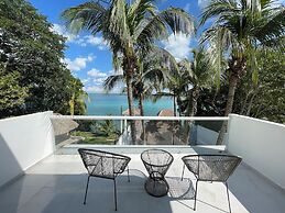 Casa la Joya de Bacalar Lake Front