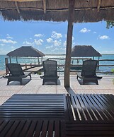 Casa la Joya de Bacalar Lake Front
