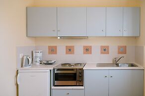 Cozy Gem With Access to a Sparkling Shared Pool