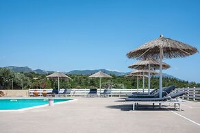 Mantilada Seaside Stay Samos, Shared Pool
