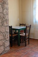 Mantilada Seaside Stay Samos, Shared Pool