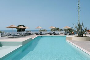 Mantilada Seaside Stay Samos, Shared Pool