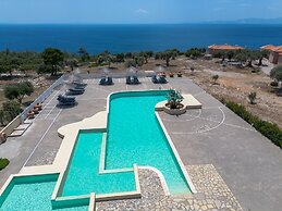 Mantilada Seaside Stay Samos, Shared Pool