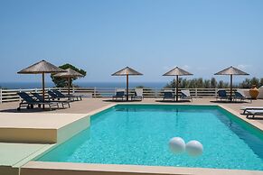 Mantilada Seaside Stay Samos, Shared Pool