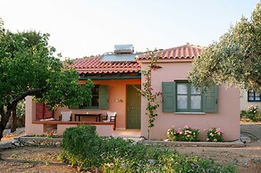 Mantilada Seaside Stay Samos, Shared Pool