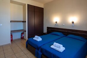 Mantilada Seaside Stay Samos, Shared Pool