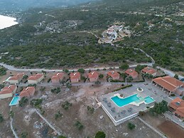 Sunny Studio Nestled Near a Refreshing Shared Pool