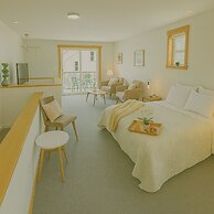 West Queen Anne Townhome