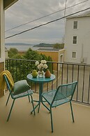 West Queen Anne Townhome