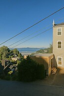 West Queen Anne Townhome