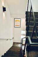 Modern Designer Townhouse/Private Rooftop