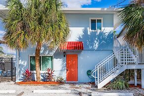 Coastal Breeze Siesta Entire 4-unit Complex With Dock