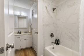 Comfortable Townhouse in Ash Way Lynnwood