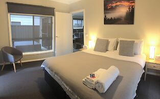 Abalina Cottages Cherry lane