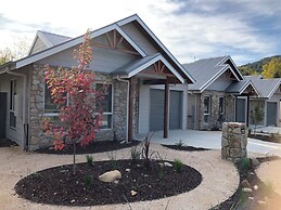 Abalina Cottages Cherry lane