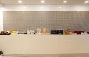 Convenient Grand Plus Hotel Suvarnabhumi