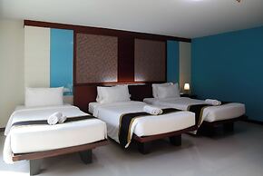 Convenient Grand Plus Hotel Suvarnabhumi