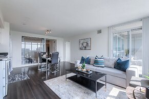 Skyline Toronto Lakeview Suites