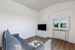 Matta Apartment 400m From The Lake