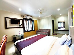 Hotel S S Puri Near Tempal