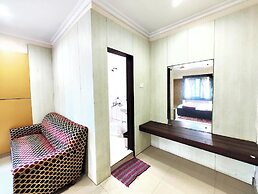 Hotel S S Puri Near Tempal