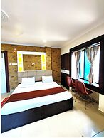 Hotel S S Puri Near Tempal