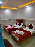 Hotel Sheeri Inn