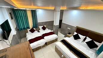 Hotel Sheeri Inn