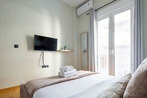 Cesily 2-Bedroom Apartment in Athens