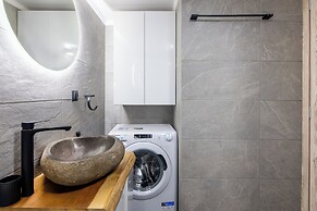Cesily 2-Bedroom Apartment in Athens