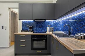 Cesily 2-Bedroom Apartment in Athens