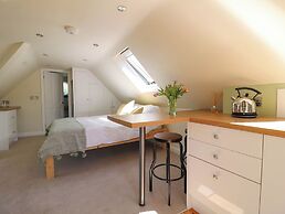 Roston Retreat