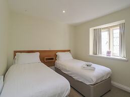 Harcombe House Rooms - First Floor Twin
