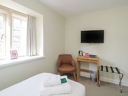 Harcombe House Rooms - First Floor Twin