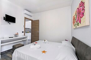 Pino Residence