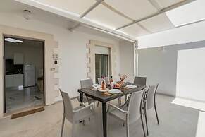 Pino Residence