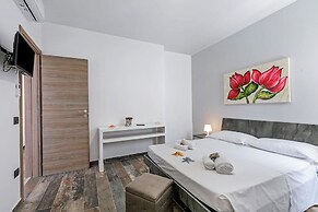 Pino Residence