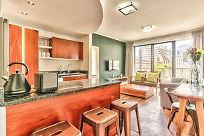 Cape Eazi Stayz The Rockwell