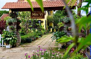 Dalat Train Village