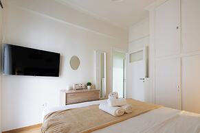 Zephyr 3-Bedroom Apartment in Athens