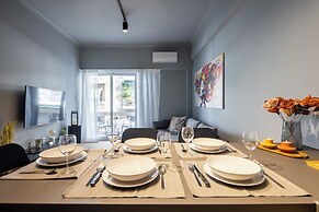 Zephyr 3-Bedroom Apartment in Athens